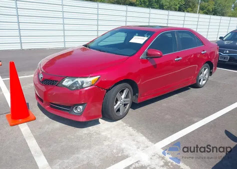 2012 Toyota Camry Se z USA, uszkodzony, nr VIN 4T1BF1FK2CU536835